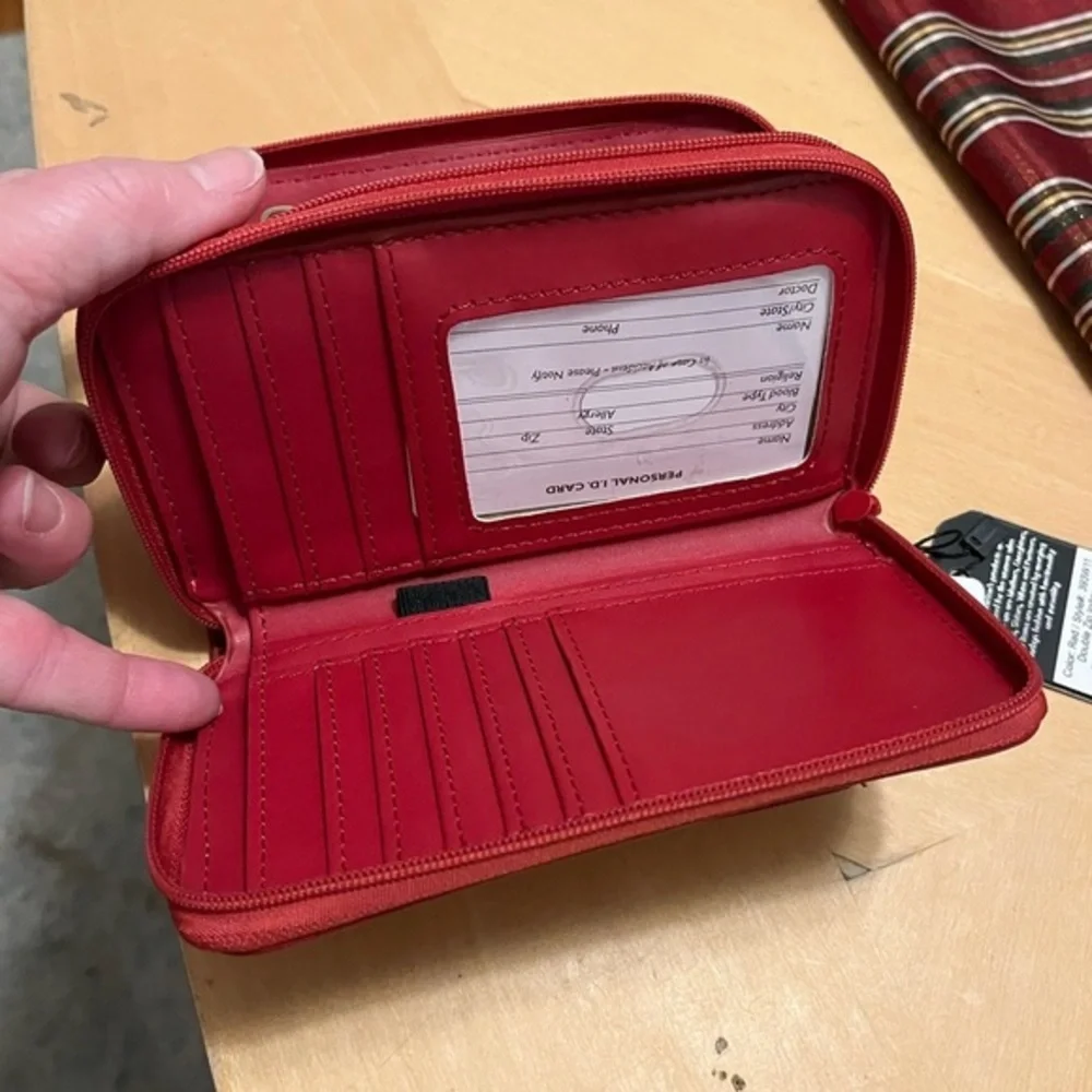Buxton elegant red
